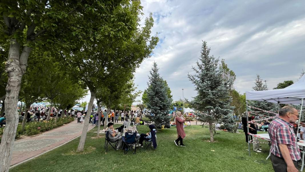 Selçuklu’da karne sevinci şenliğe dönüştü! Yüzlerce çocuk akın etti 9